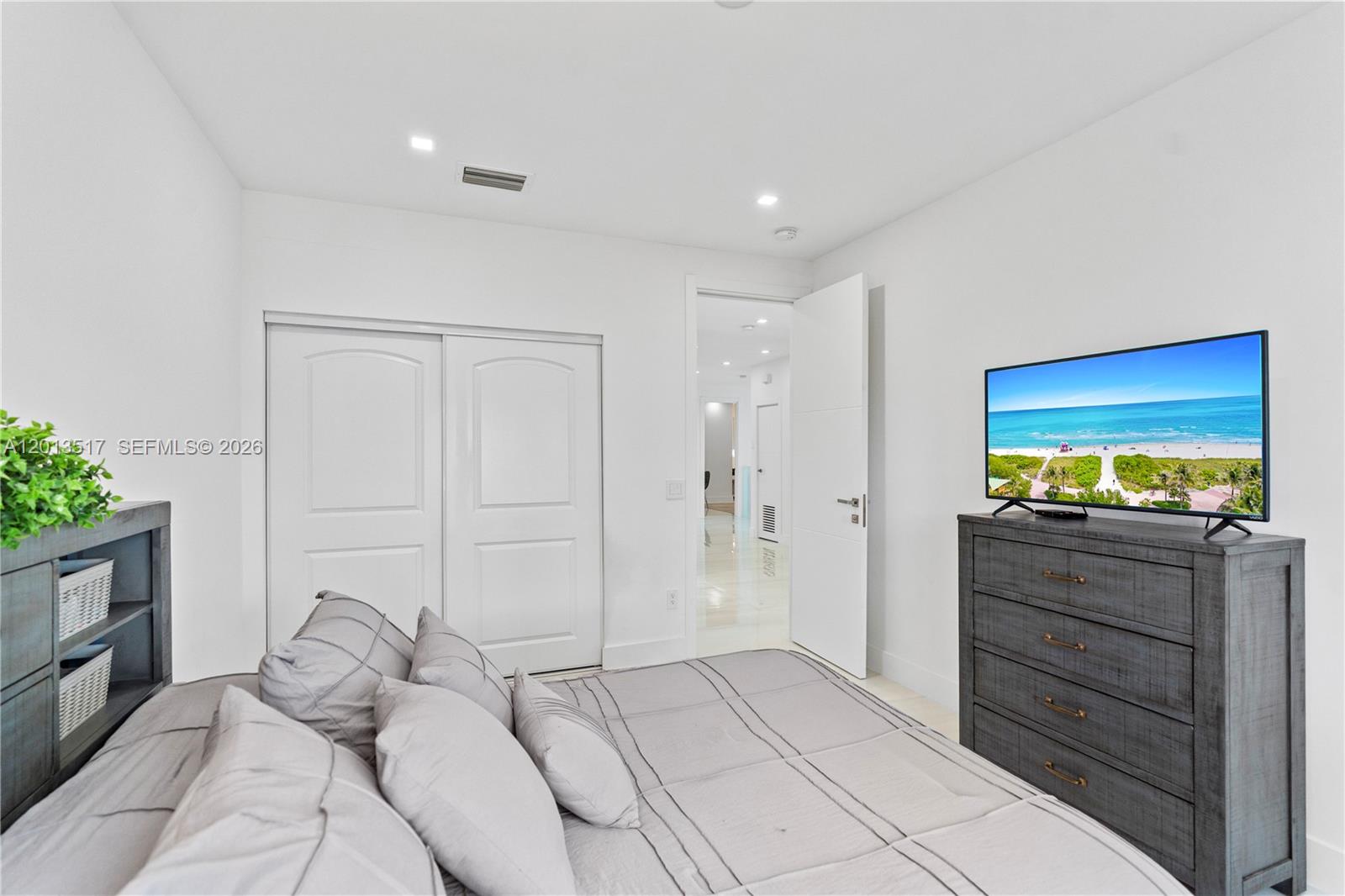 3188 NE 211th Ter Aventura, FL 33180