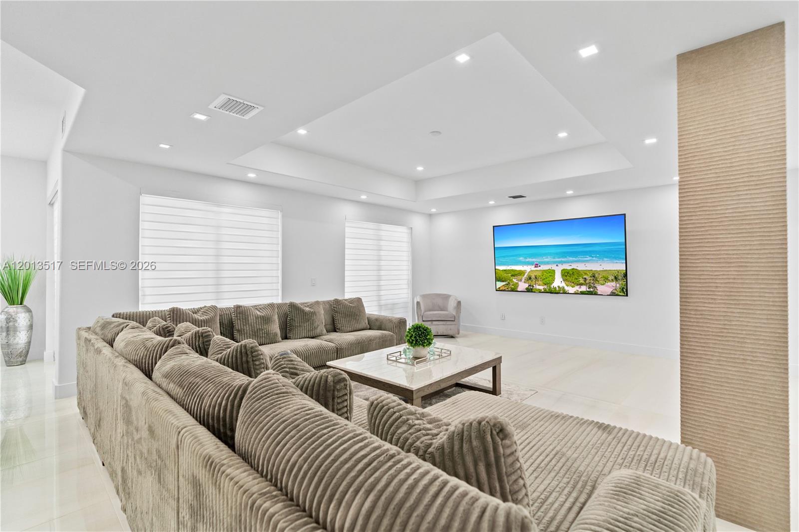 3188 NE 211th Ter Aventura, FL 33180