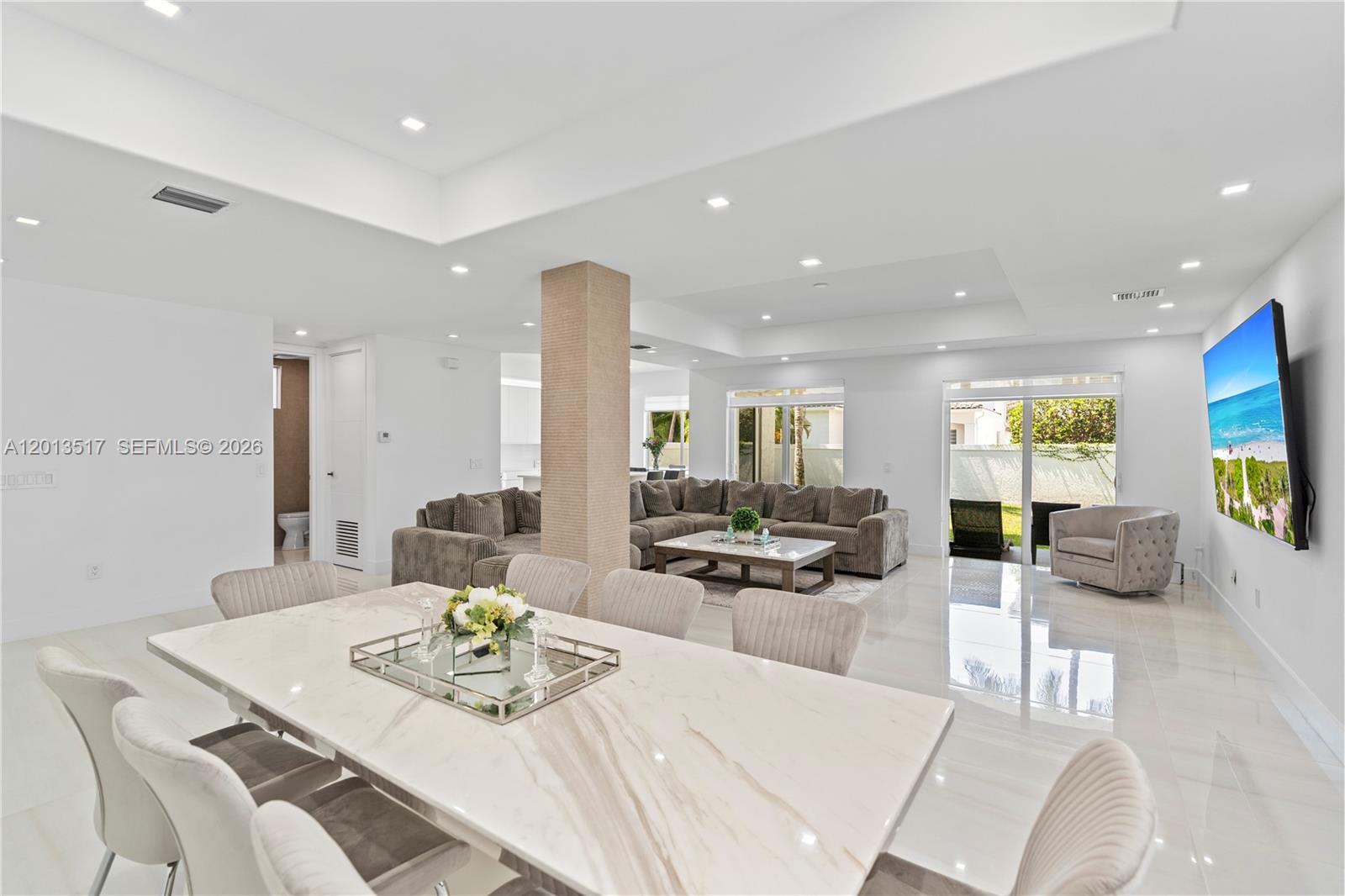 3188 NE 211th Ter Aventura, FL 33180