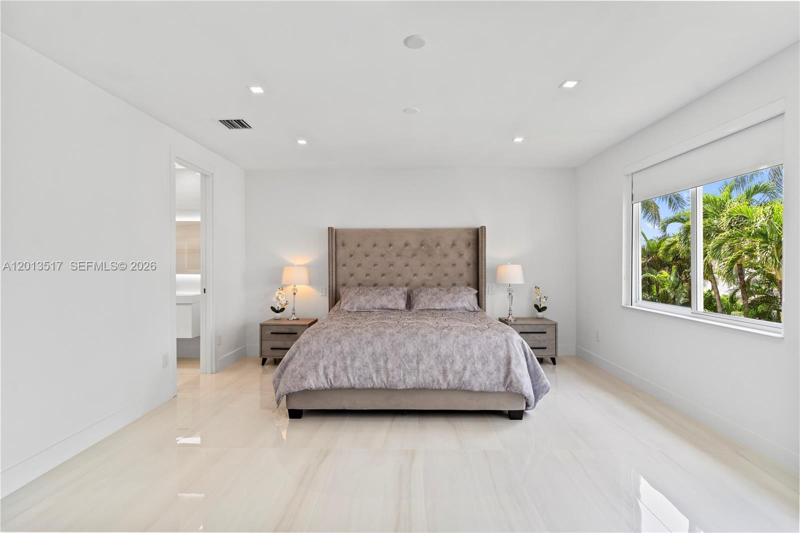 3188 NE 211th Ter Aventura, FL 33180