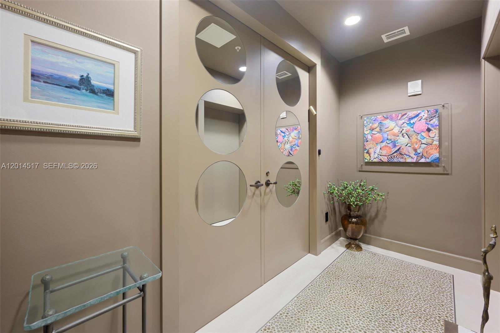 18201 Collins Ave #4901