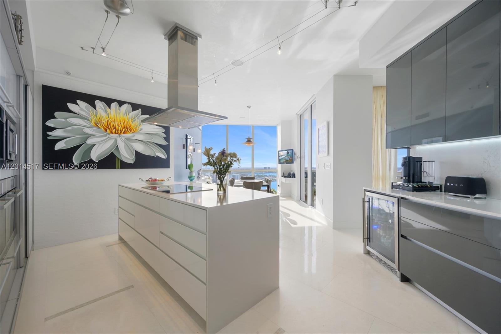 18201 Collins Ave #4901 Sunny Isles Beach, FL 33160