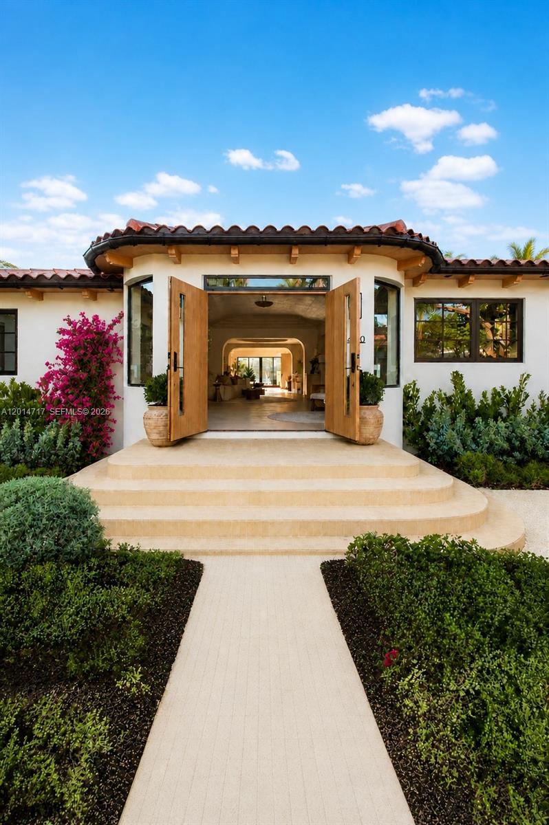 4430 Royal Palm Ave Miami Beach, FL 33140