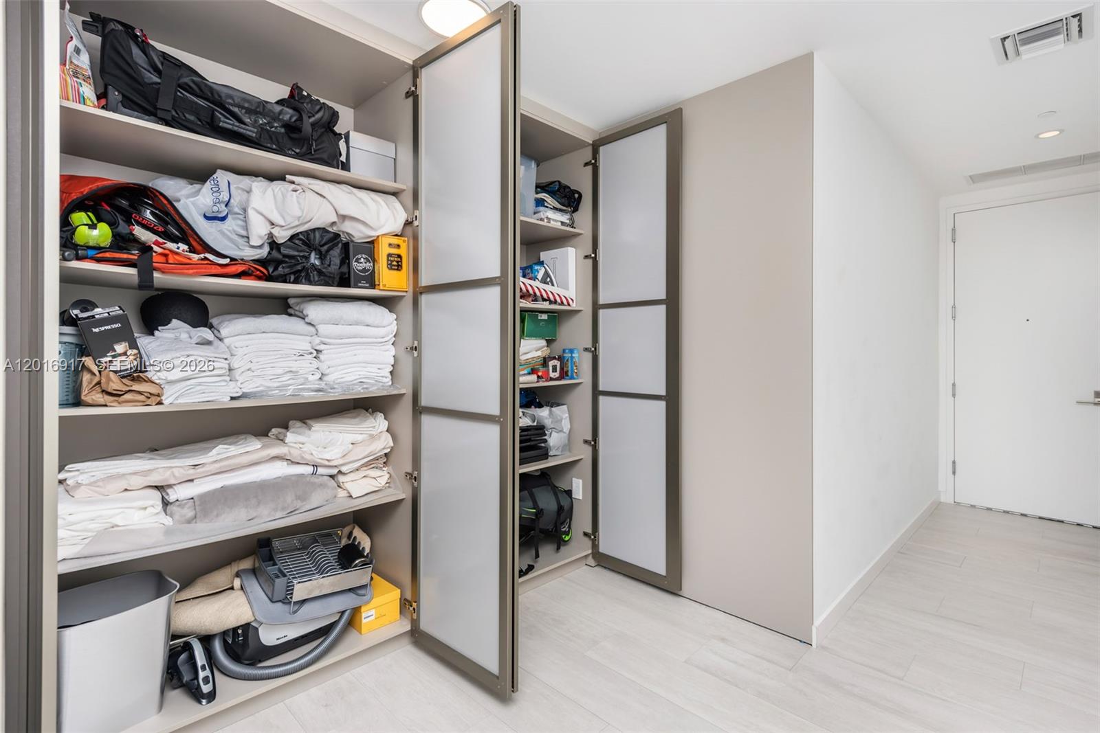 2831 S Bayshore Dr #2205 Miami, FL 33133