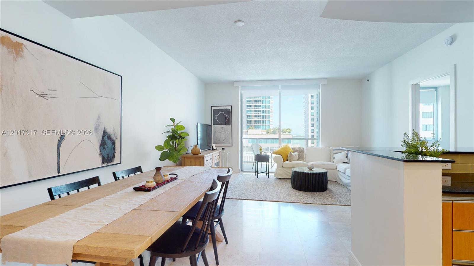 1060 Brickell Ave #1805