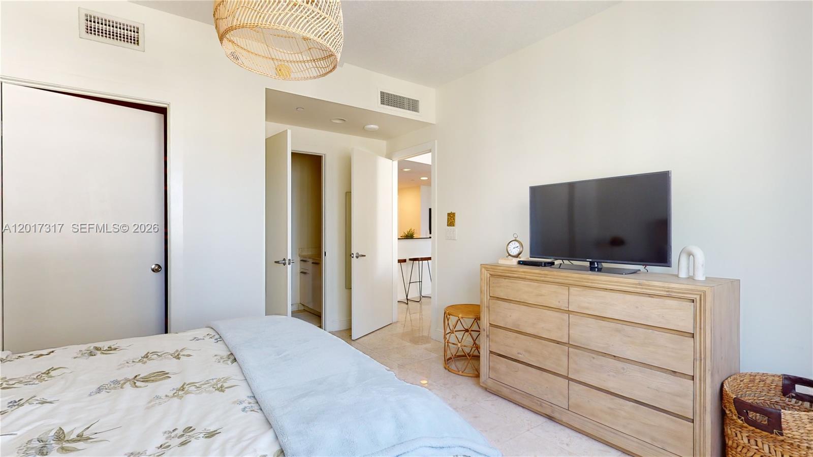 image 1060 Brickell - 106010