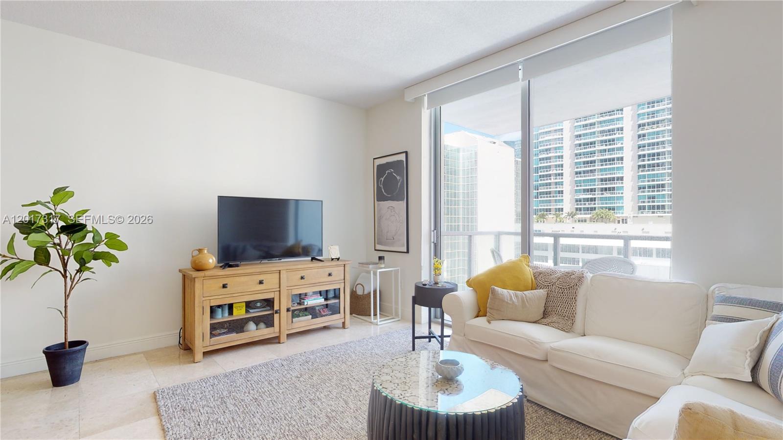 image 1060 Brickell - 106016