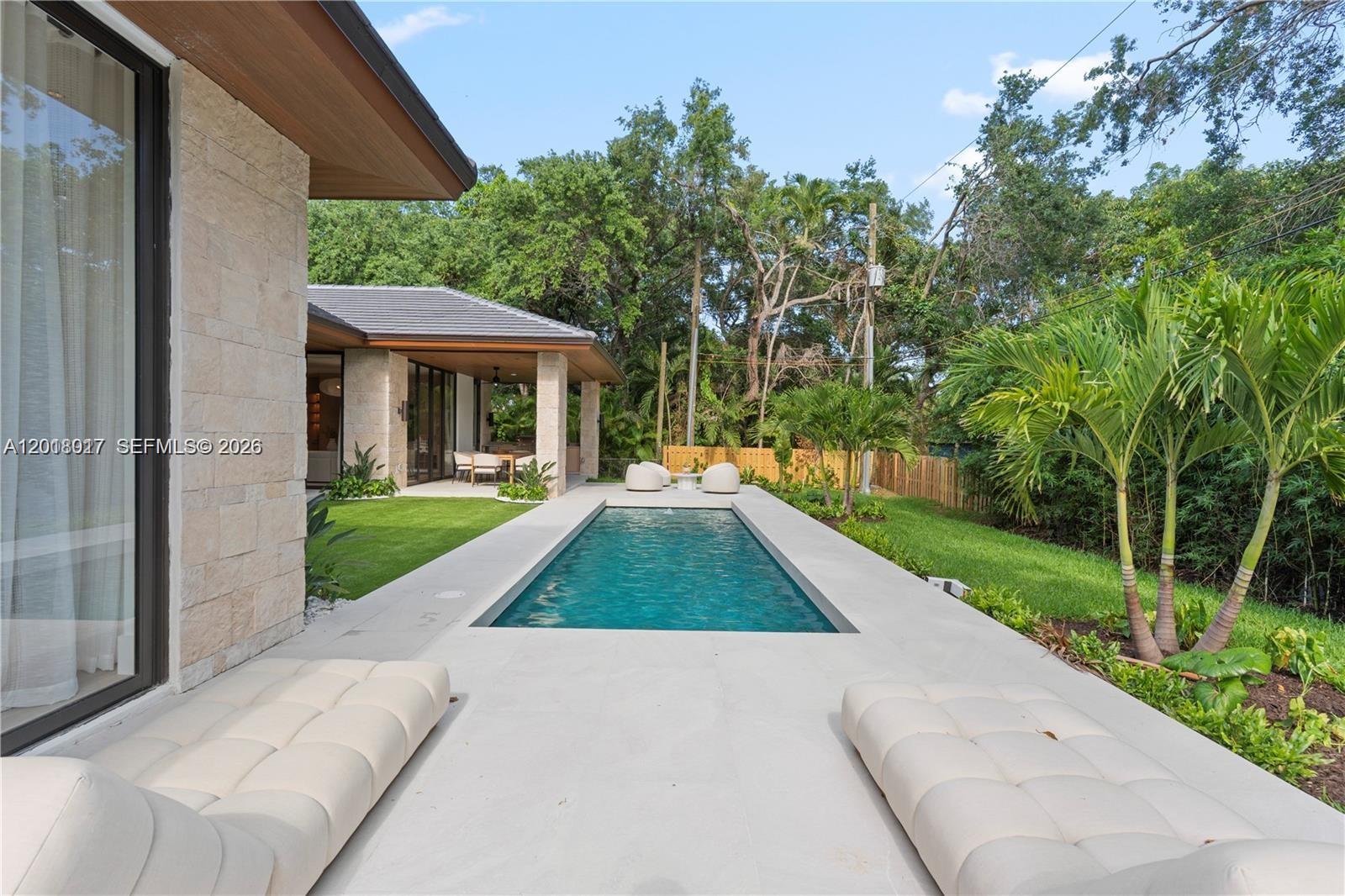 7840 SW 98th St Miami, FL 33156