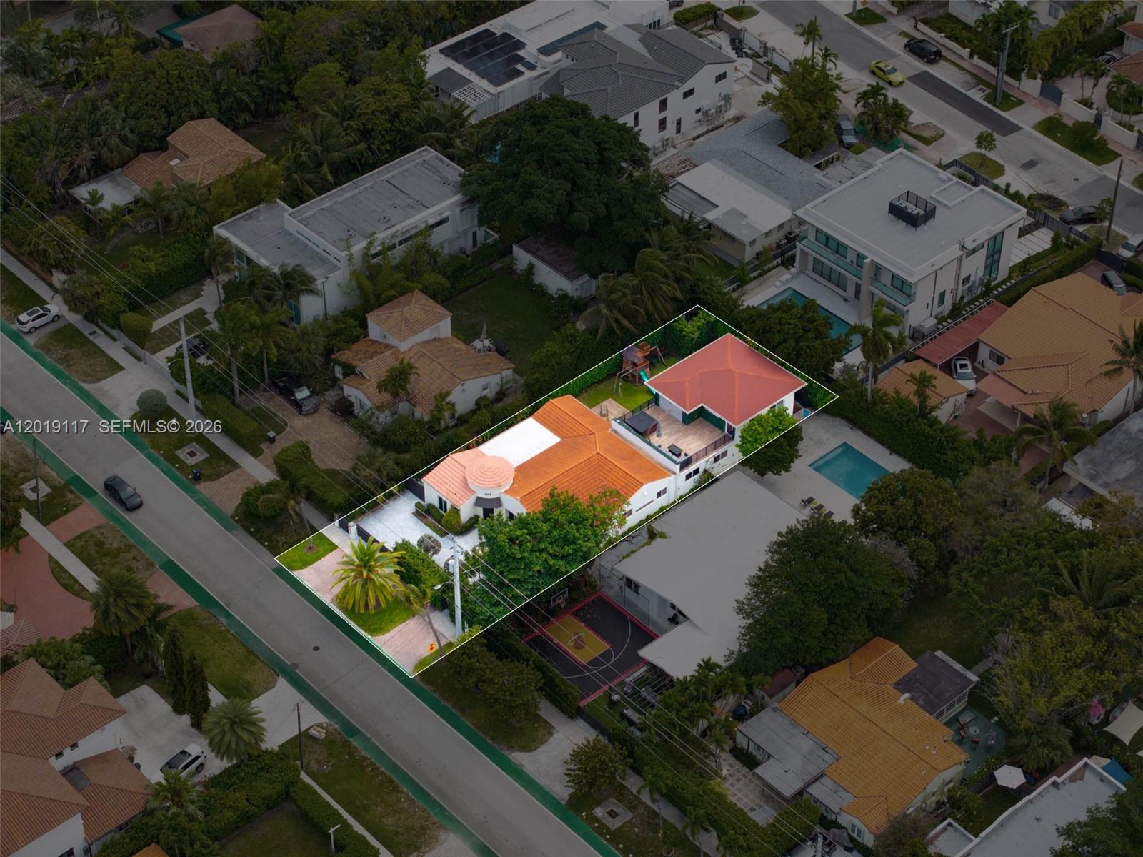 3748 Prairie Ave Miami Beach, FL 33140