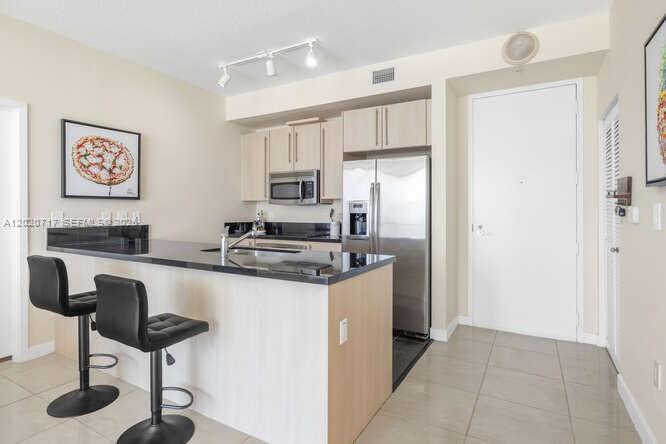 image Axis on Brickell North14