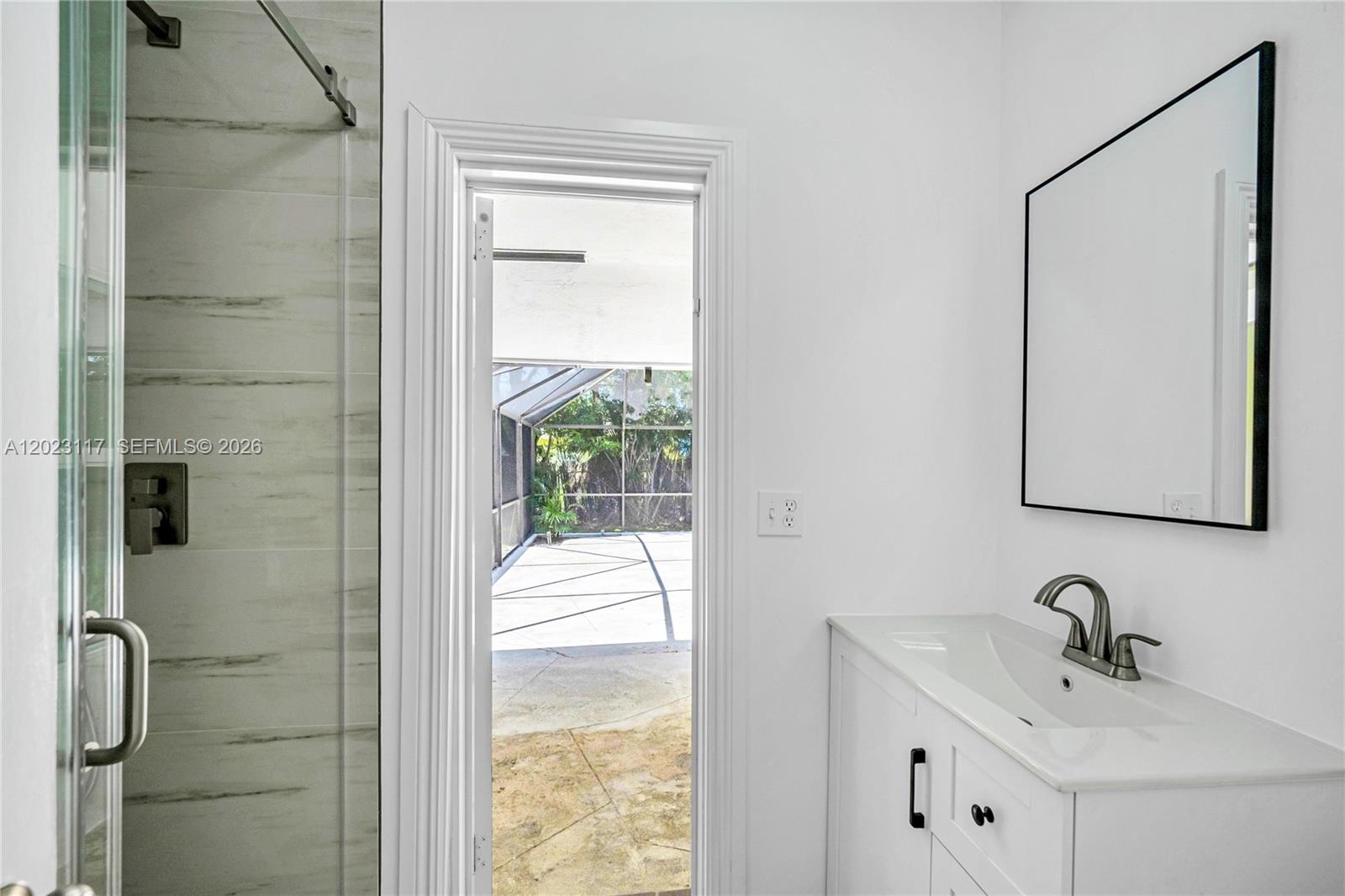 13100 SW 81st Ave Pinecrest, FL 33156
