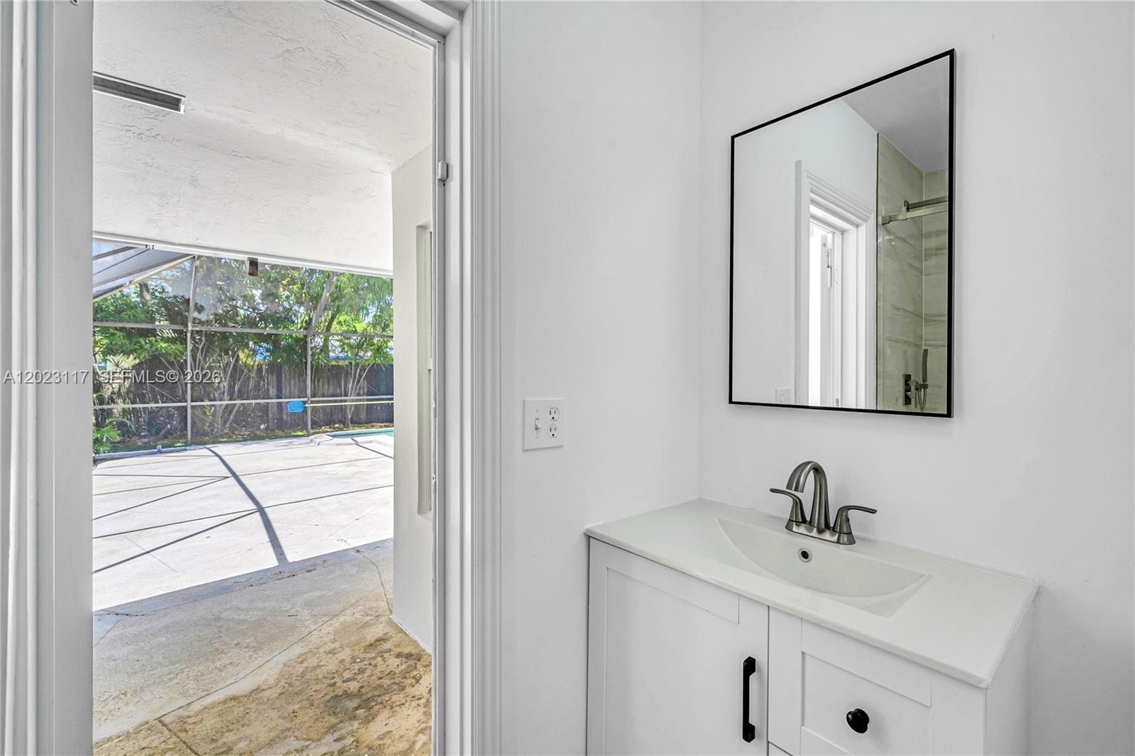 13100 SW 81st Ave Pinecrest, FL 33156