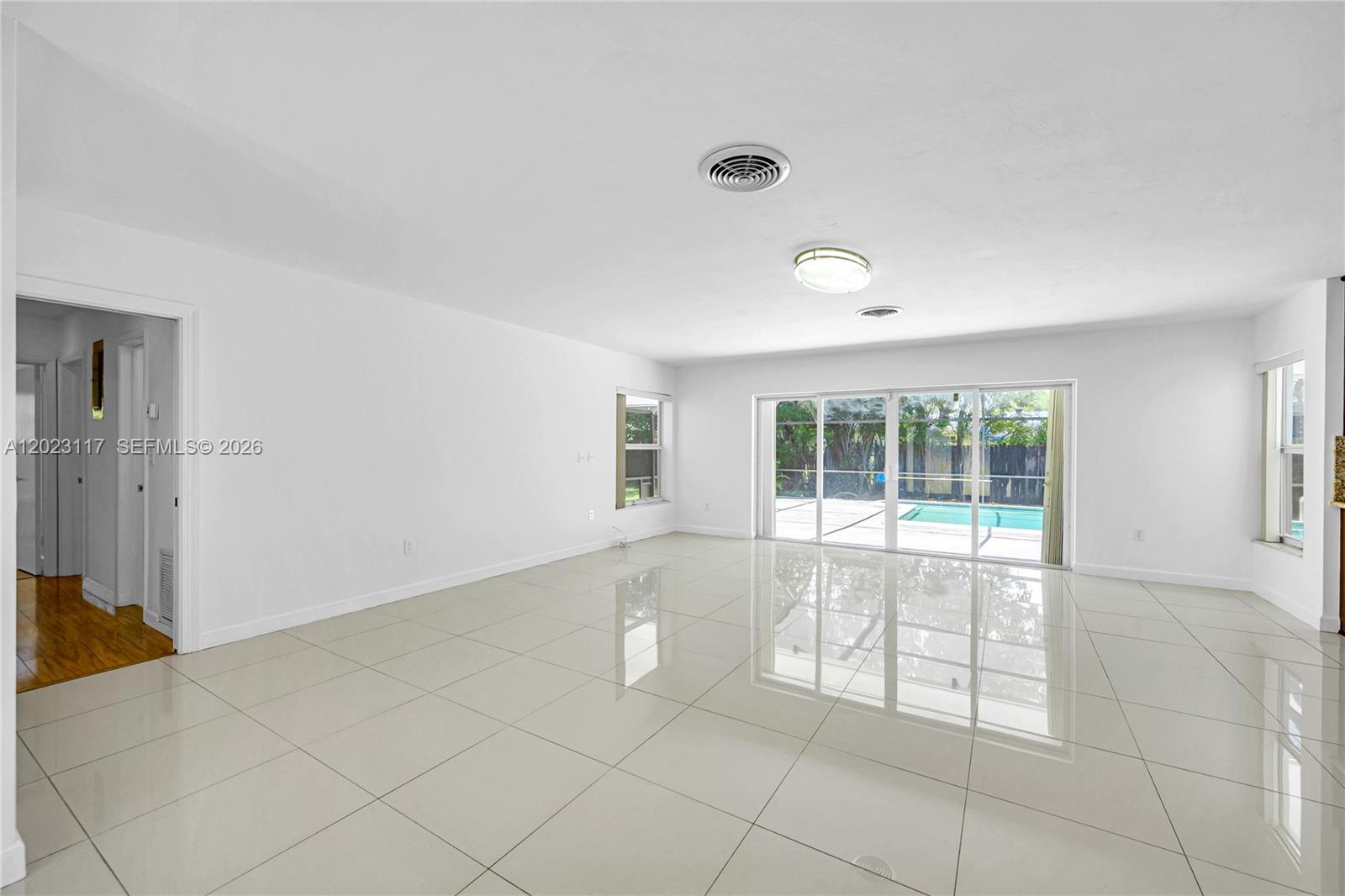 13100 SW 81st Ave Pinecrest, FL 33156