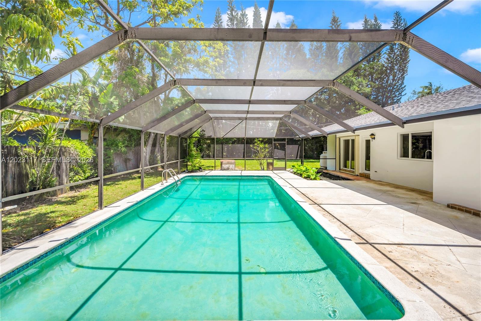 13100 SW 81st Ave Pinecrest, FL 33156