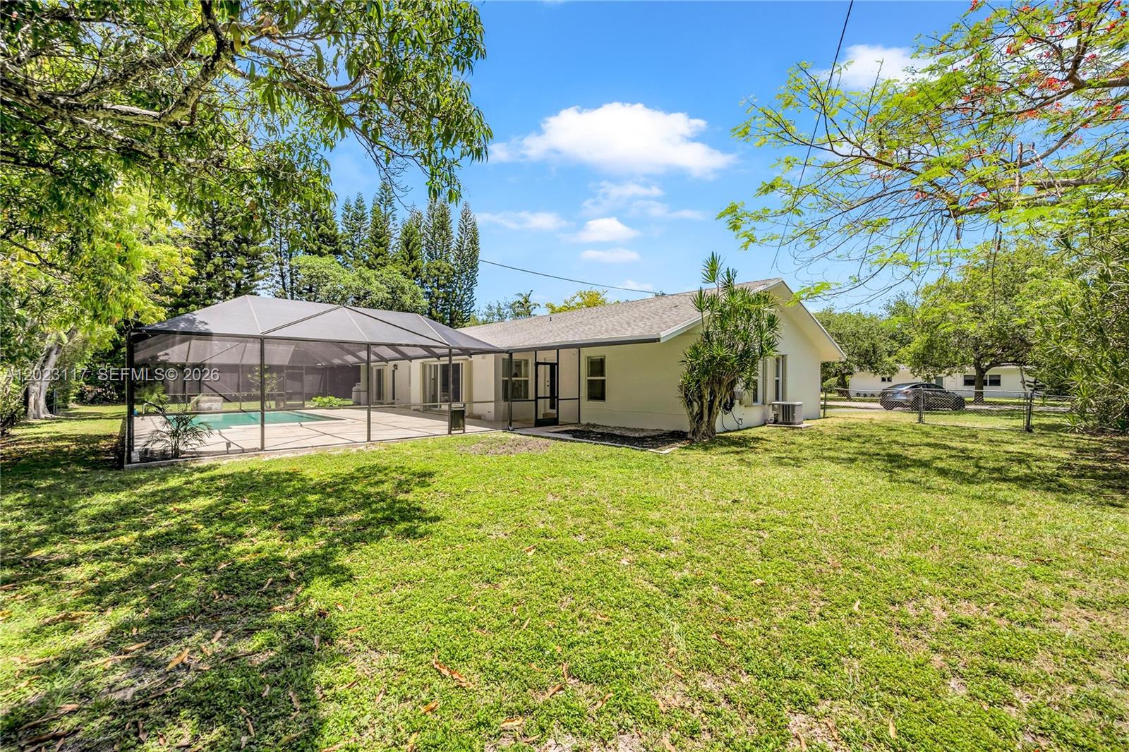 13100 SW 81st Ave Pinecrest, FL 33156