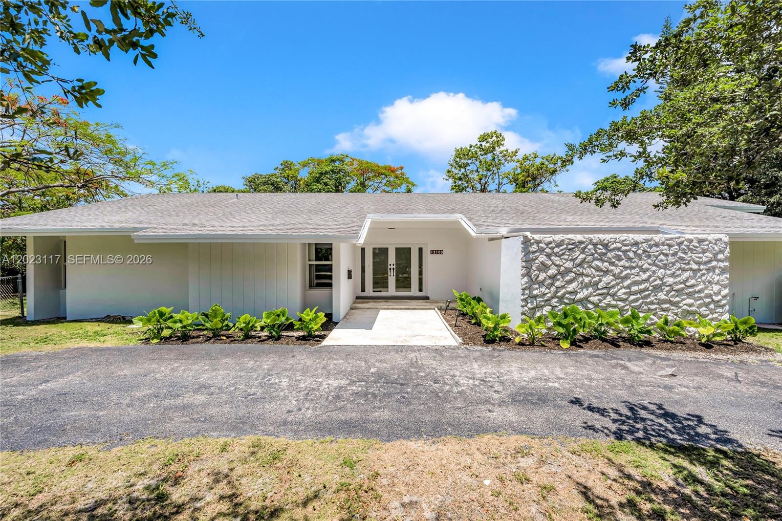 13100 SW 81st Ave Pinecrest, FL 33156