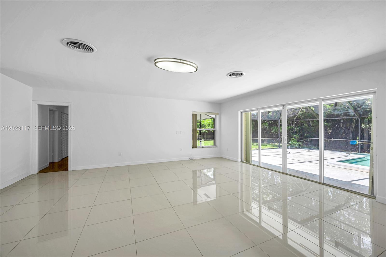 13100 SW 81st Ave Pinecrest, FL 33156