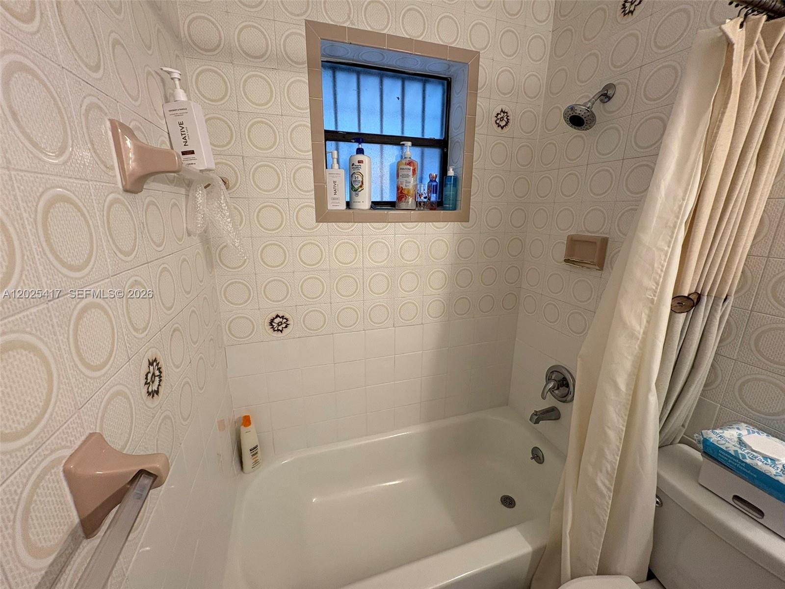 1680 SW 14th Ter Miami, FL 33145