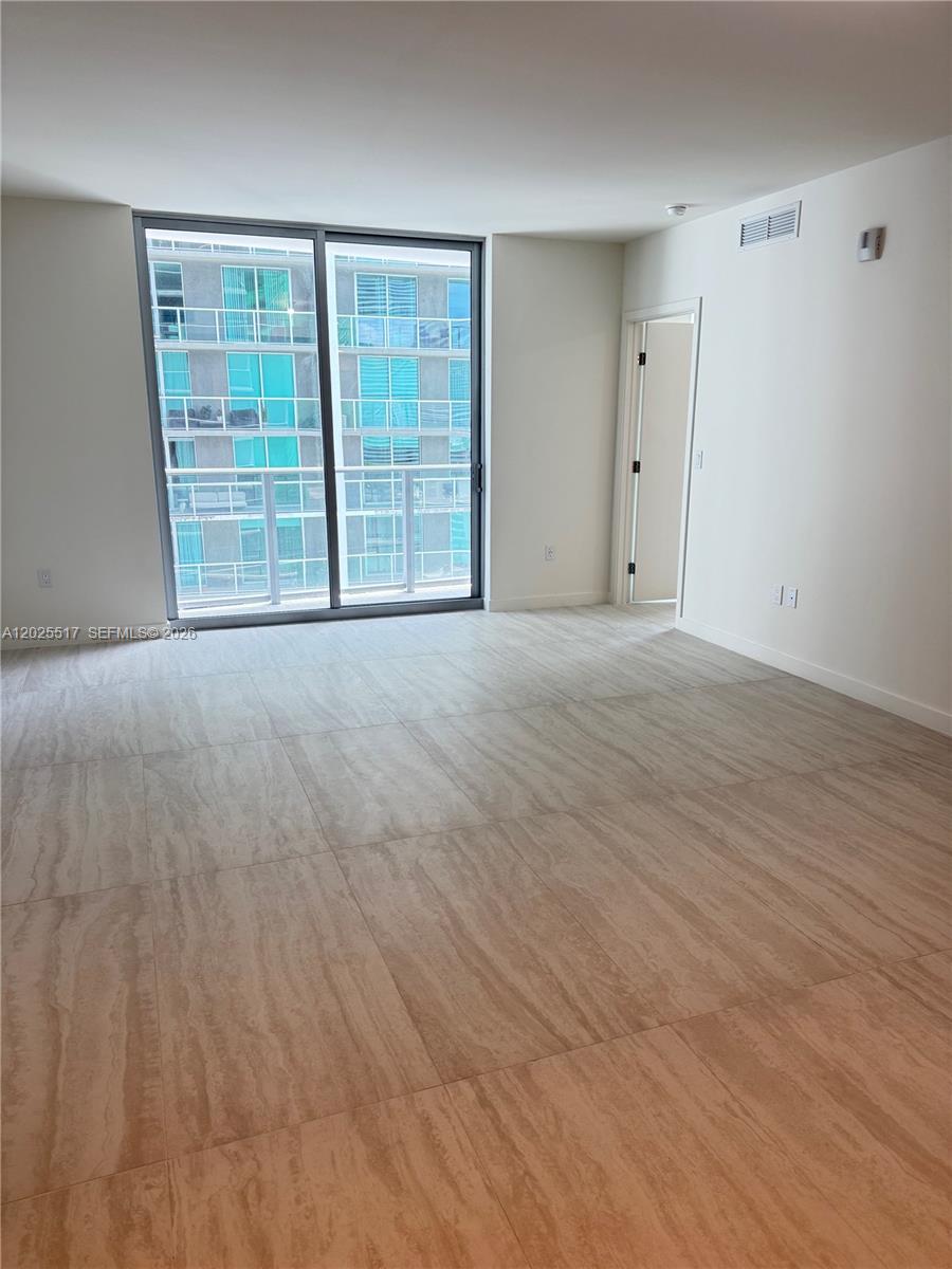 77 SE 5th #2307 Miami, FL 33131
