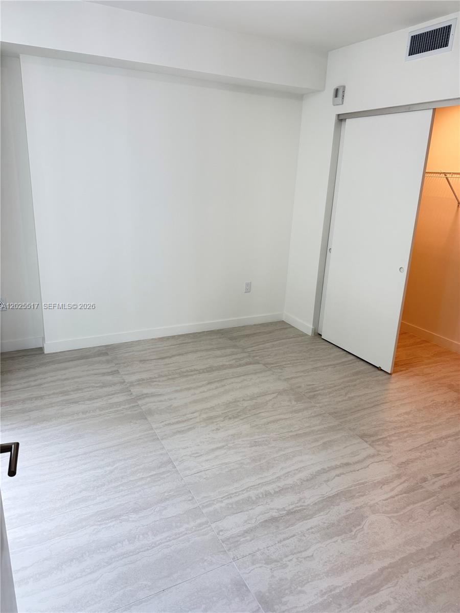 77 SE 5th #2307 Miami, FL 33131
