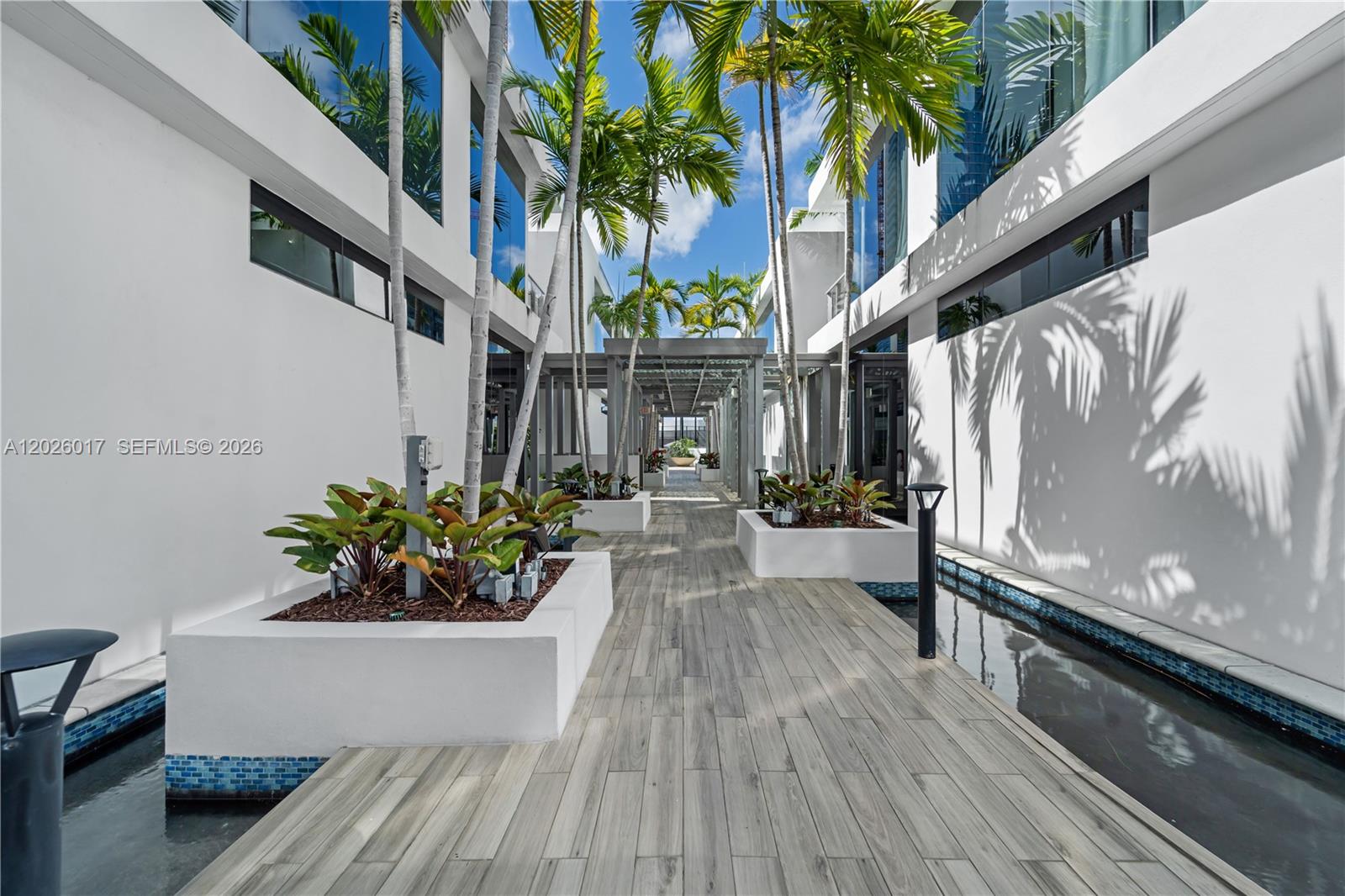 image Paramount Miami Worldcenter108