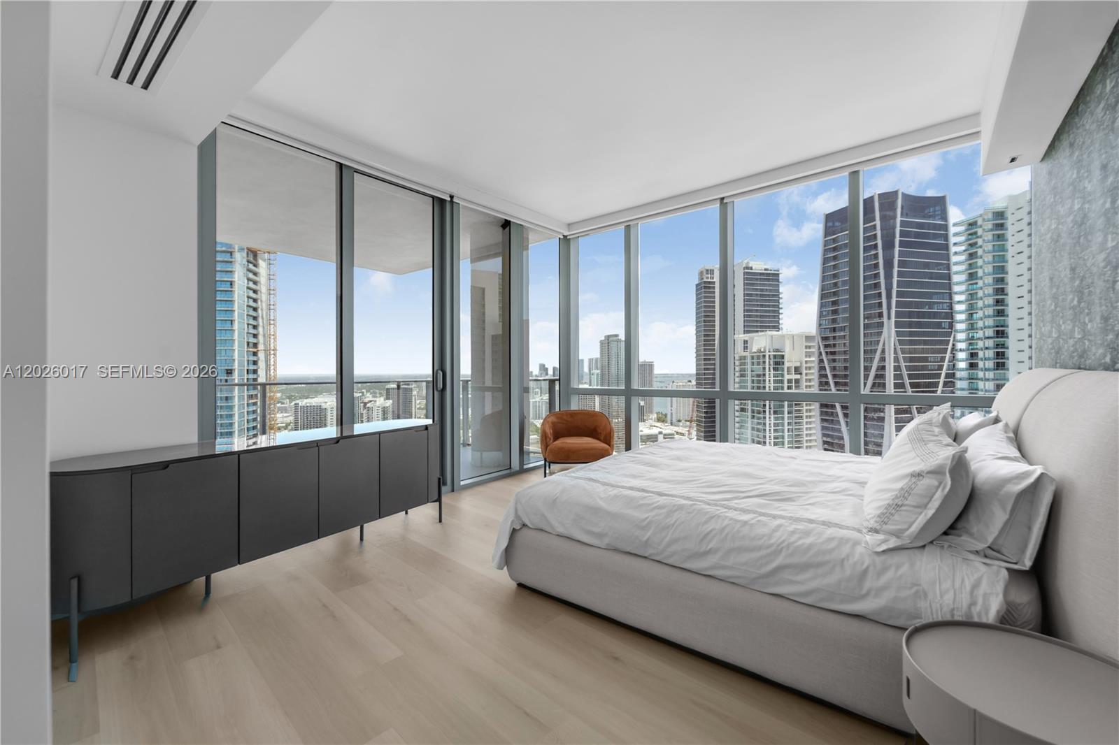 image Paramount Miami Worldcenter1