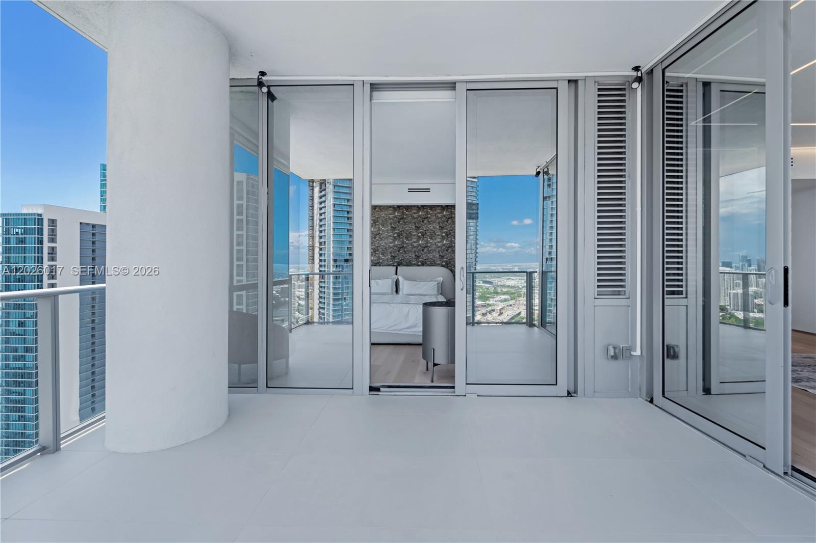 image Paramount Miami Worldcenter61