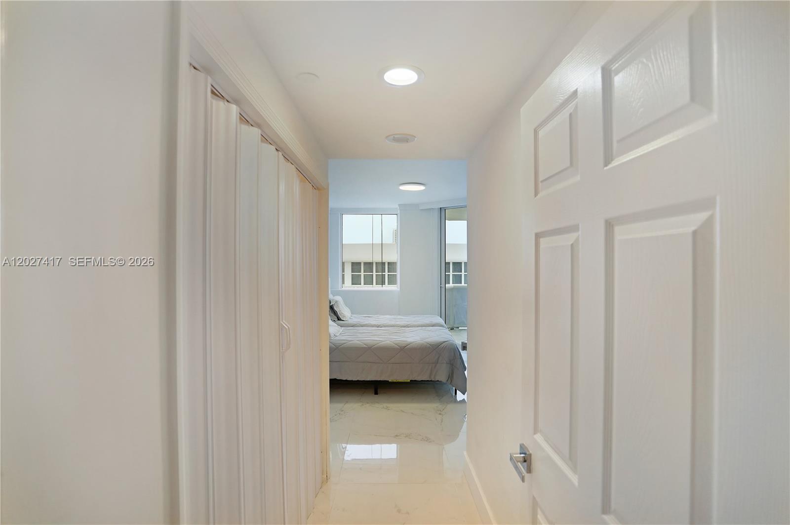 4775 Collins Ave #1804 Miami Beach, FL 33140