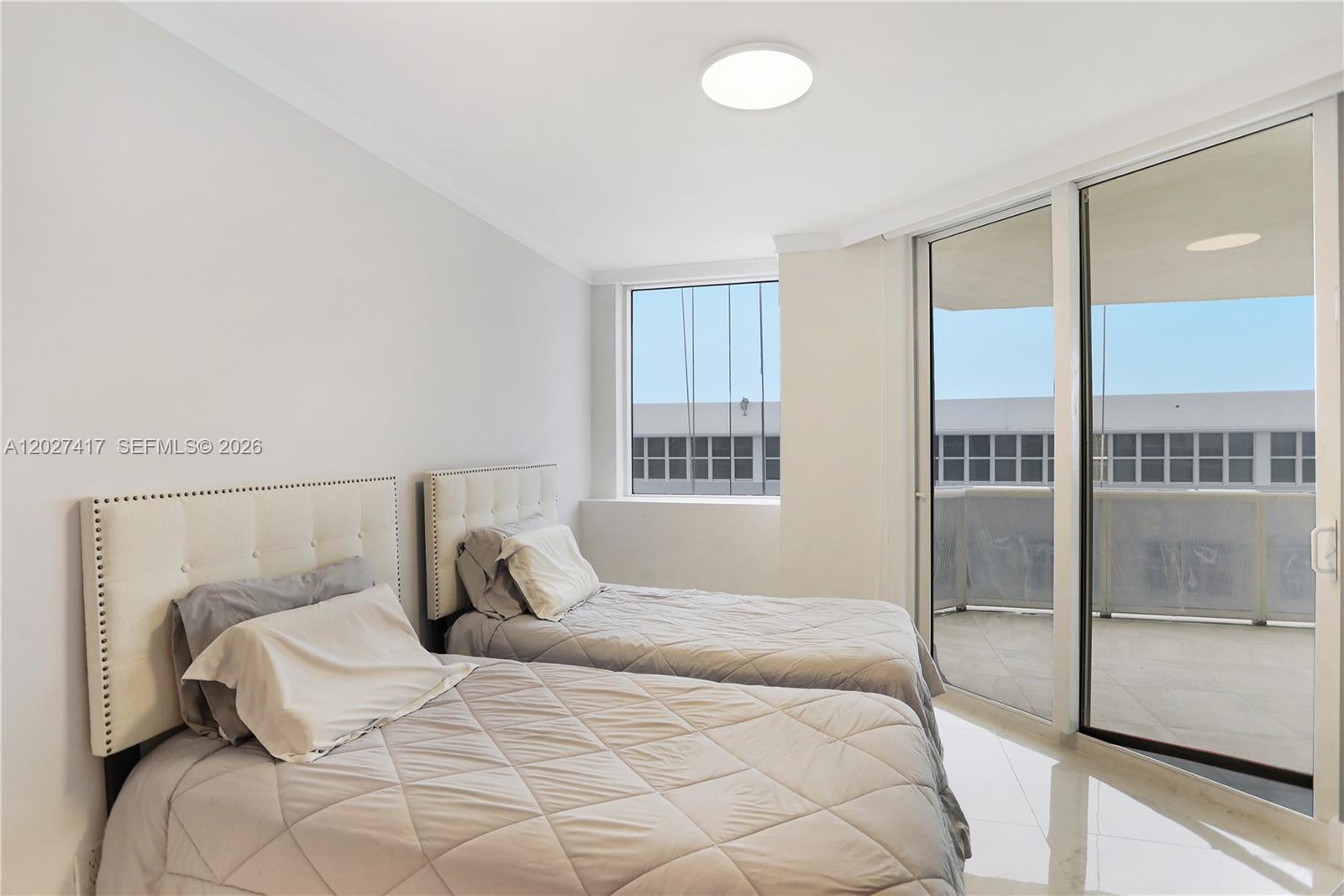 4775 Collins Ave #1804 Miami Beach, FL 33140