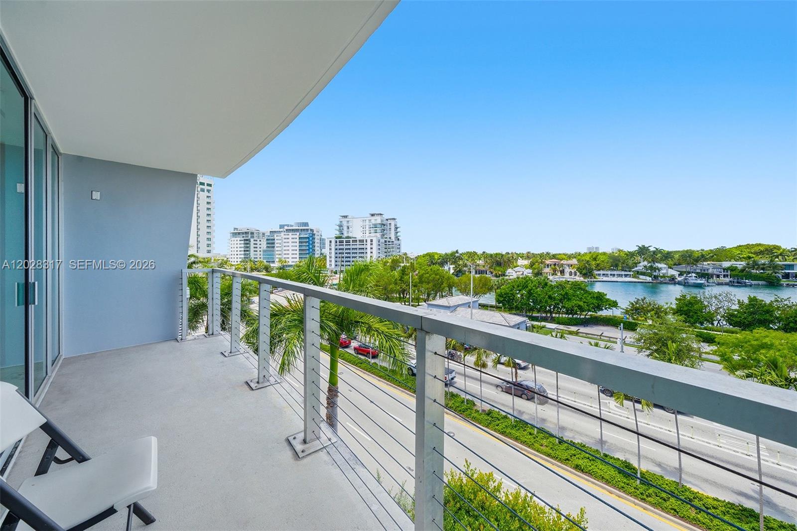 6305 Indian Crk Dr #5D Miami Beach, FL 33141