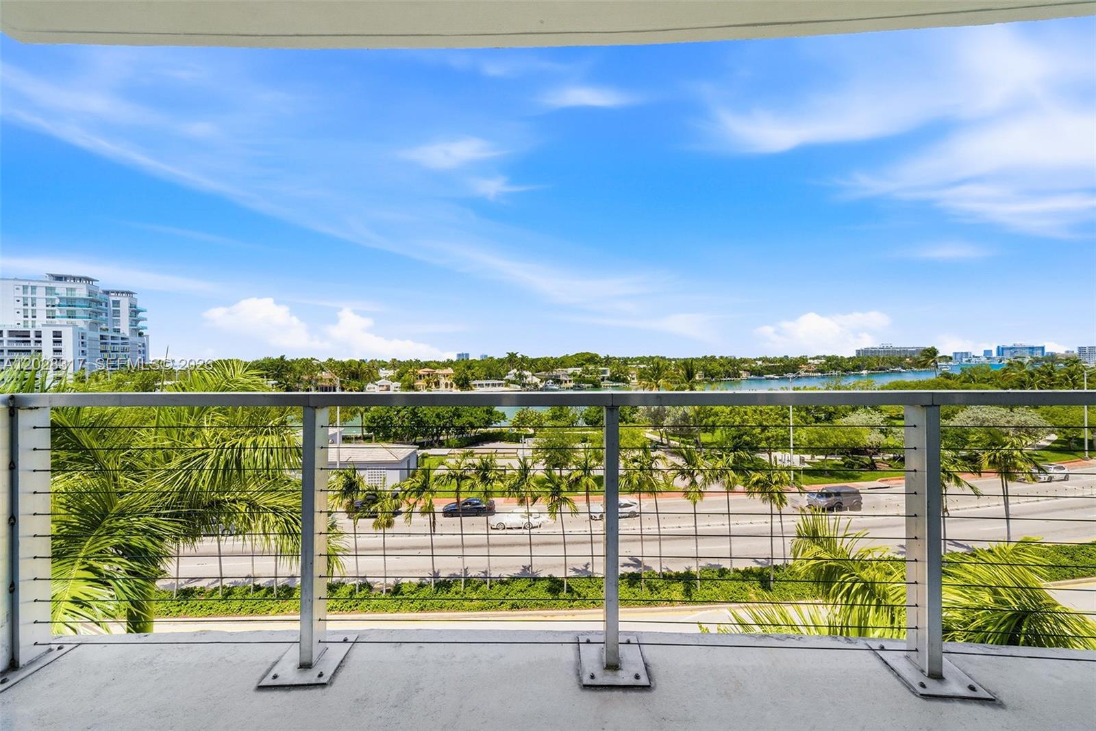 6305 Indian Crk Dr #5D Miami Beach, FL 33141