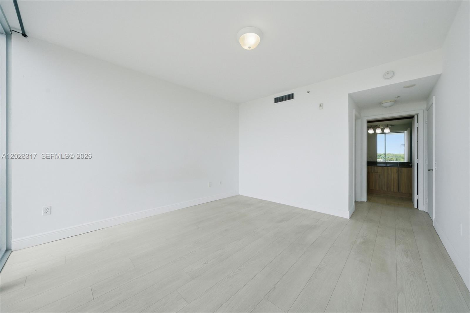 6305 Indian Crk Dr #5D Miami Beach, FL 33141