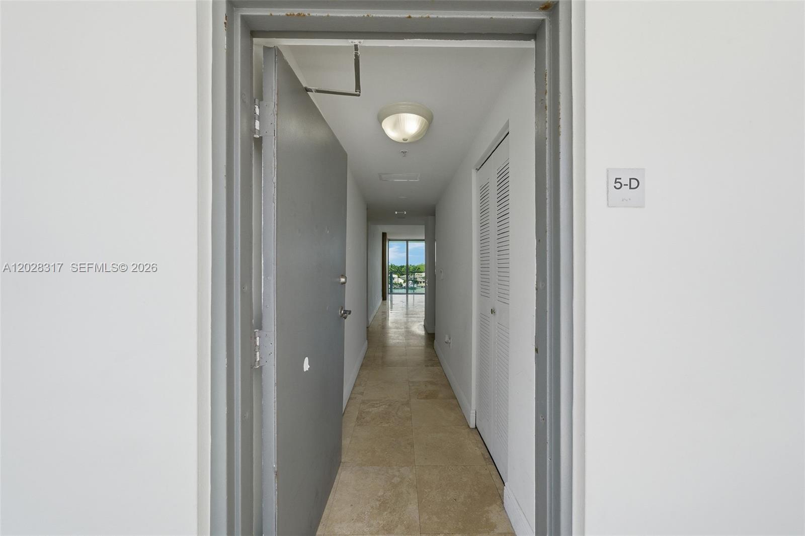 6305 Indian Crk Dr #5D Miami Beach, FL 33141