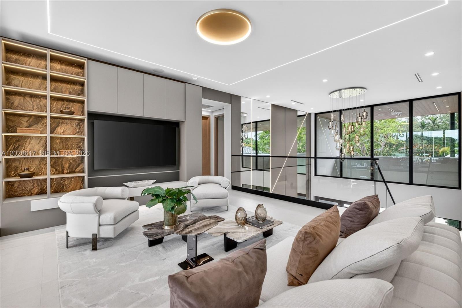 700 SW 12th Fort Lauderdale, FL 33312