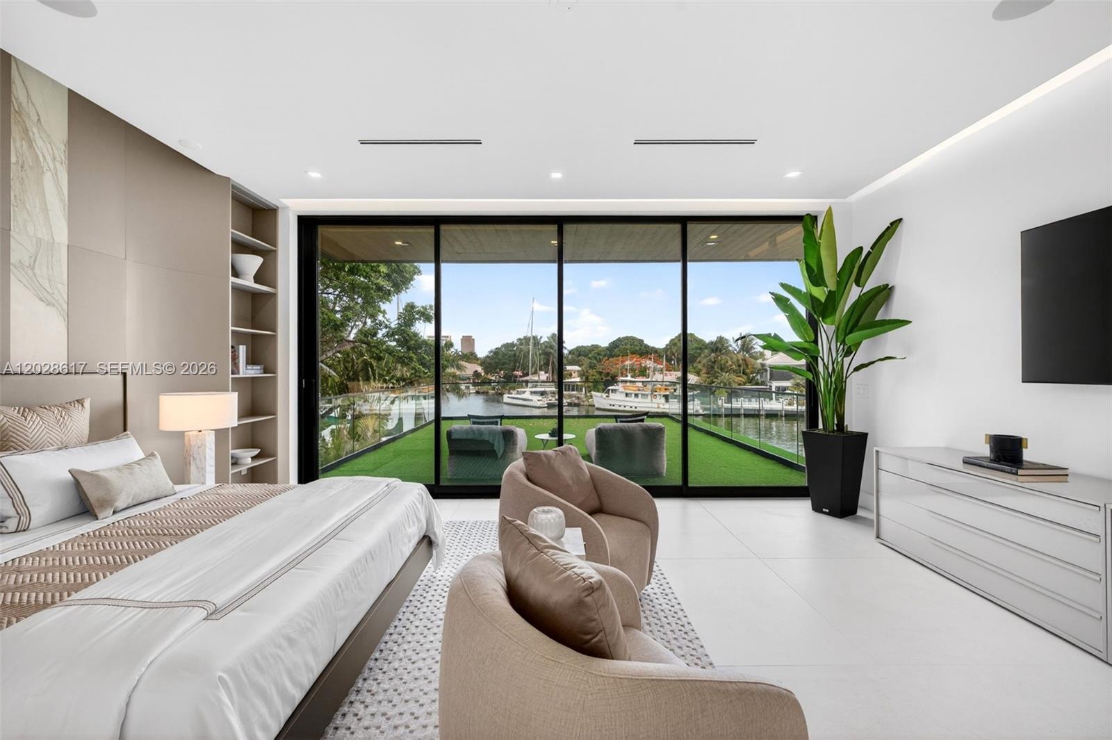 700 SW 12th Fort Lauderdale, FL 33312