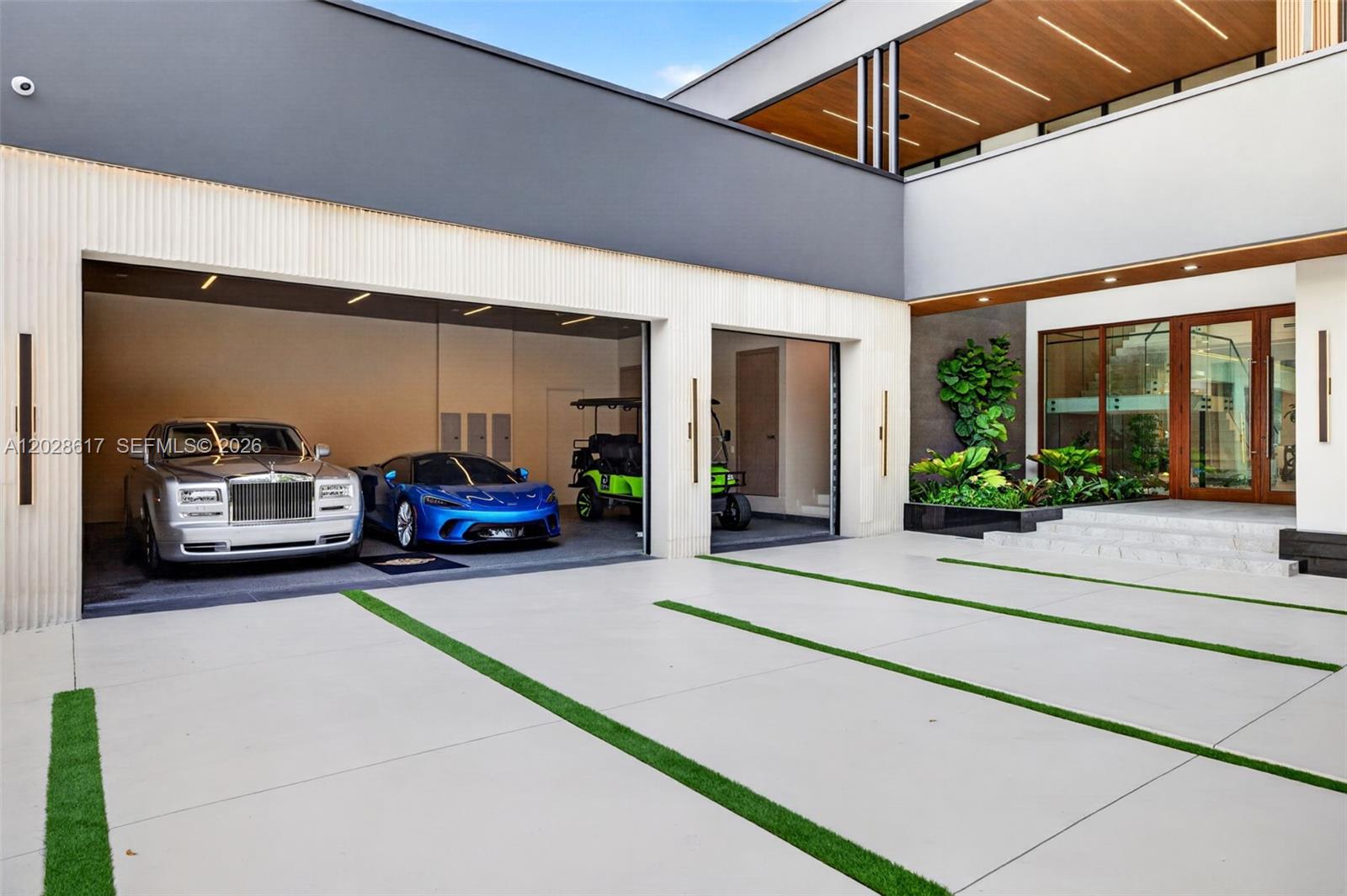 700 SW 12th Fort Lauderdale, FL 33312