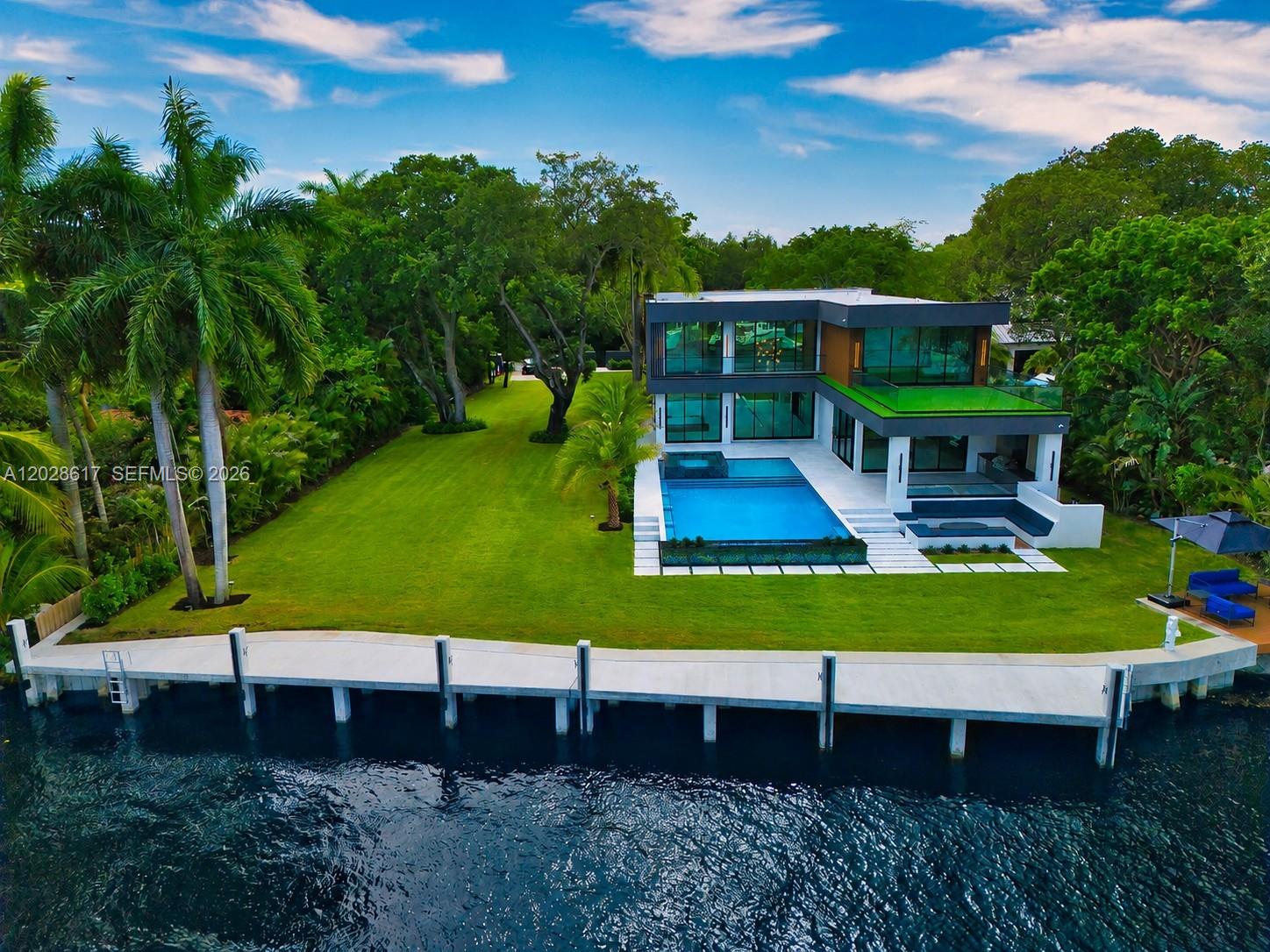 700 SW 12th Fort Lauderdale, FL 33312