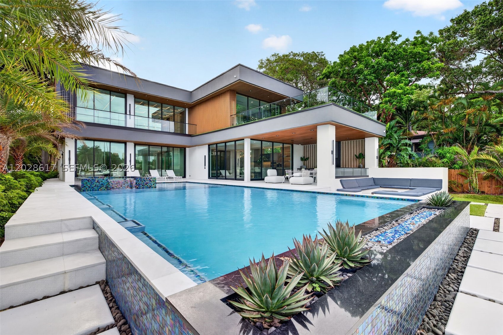 700 SW 12th Ave Fort Lauderdale, FL 33312