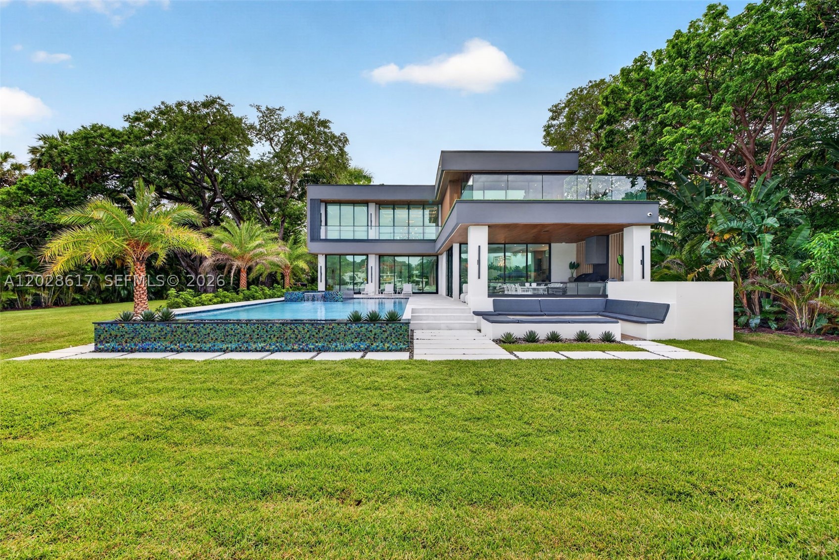 700 SW 12th Ave Fort Lauderdale, FL 33312
