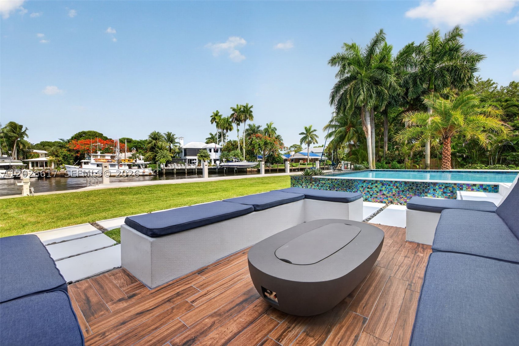 700 SW 12th Ave Fort Lauderdale, FL 33312