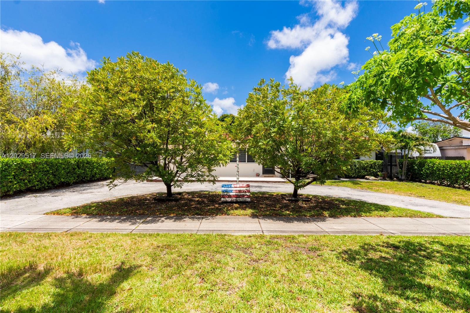 8595 SW 128th St Miami, FL 33156