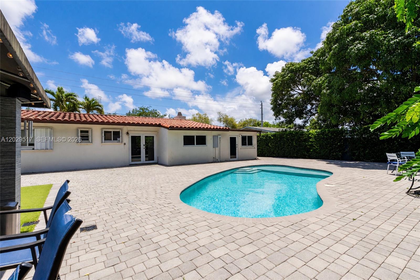 8595 SW 128th St Miami, FL 33156