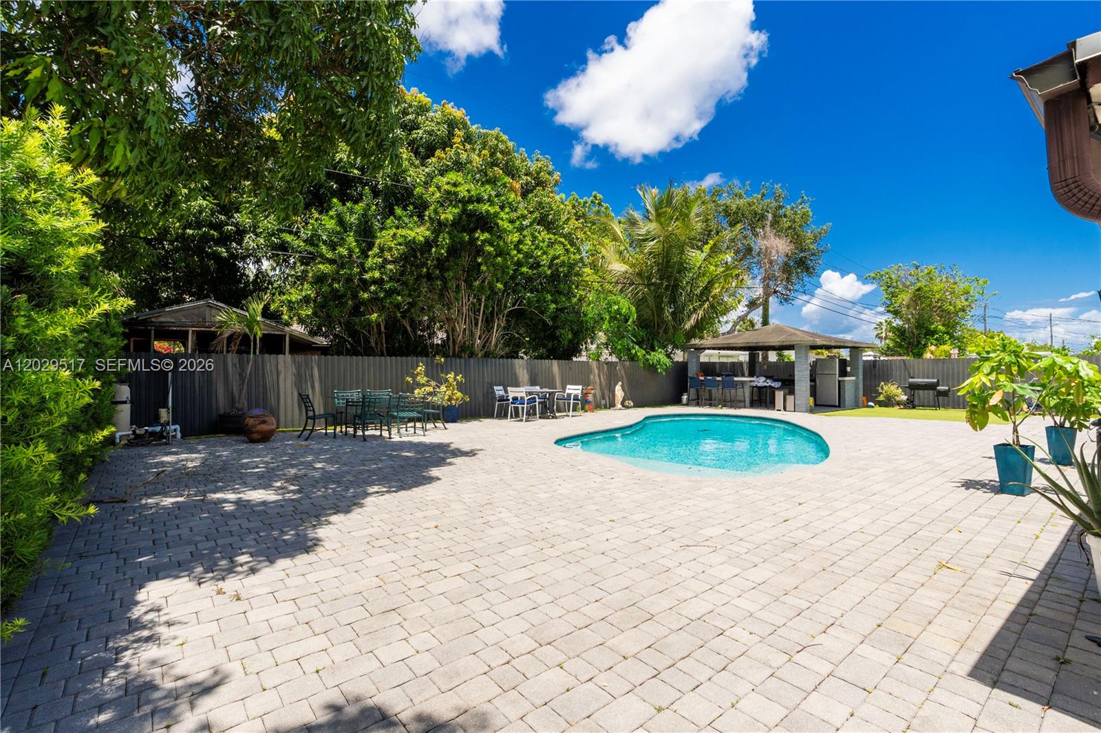 8595 SW 128th St Miami, FL 33156