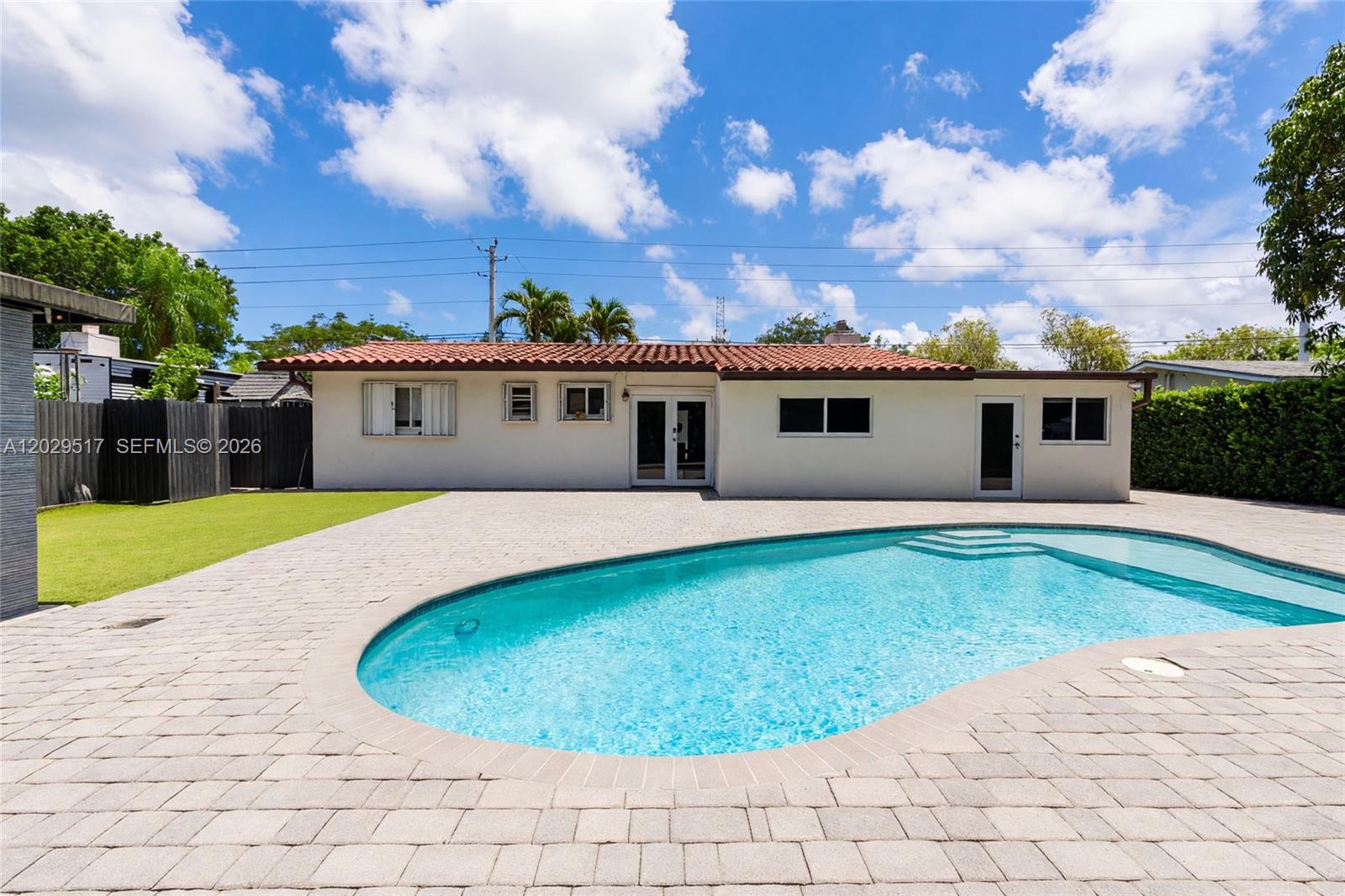 8595 SW 128th St Miami, FL 33156