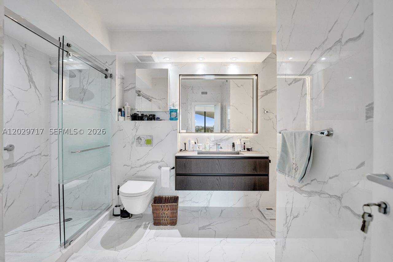 image Hamptons West43