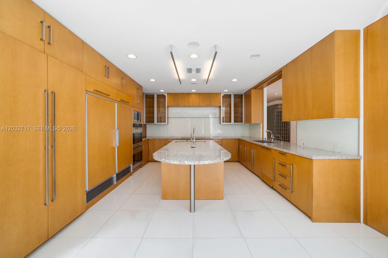 6070 SW 128th Pinecrest, FL 33156