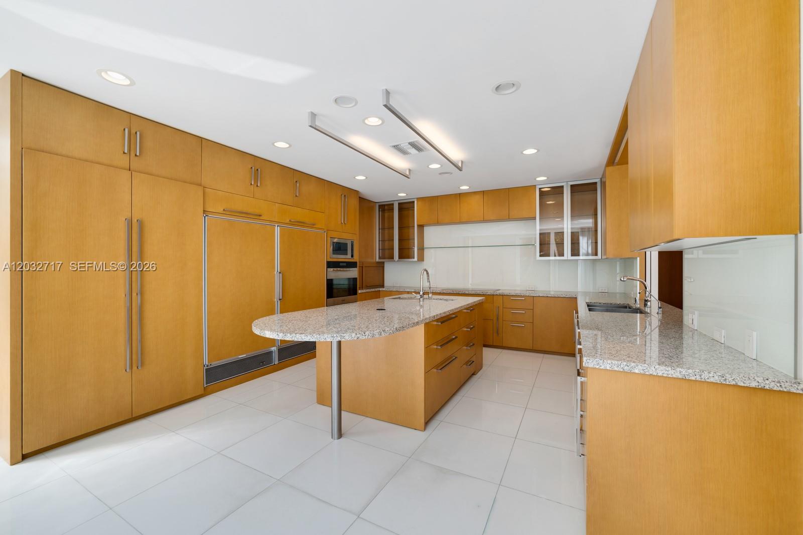6070 SW 128th Pinecrest, FL 33156
