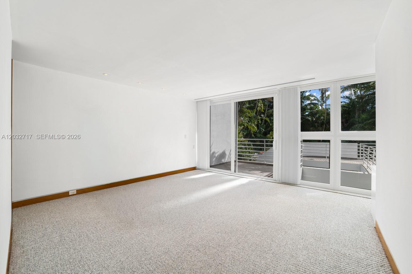 6070 SW 128th Pinecrest, FL 33156