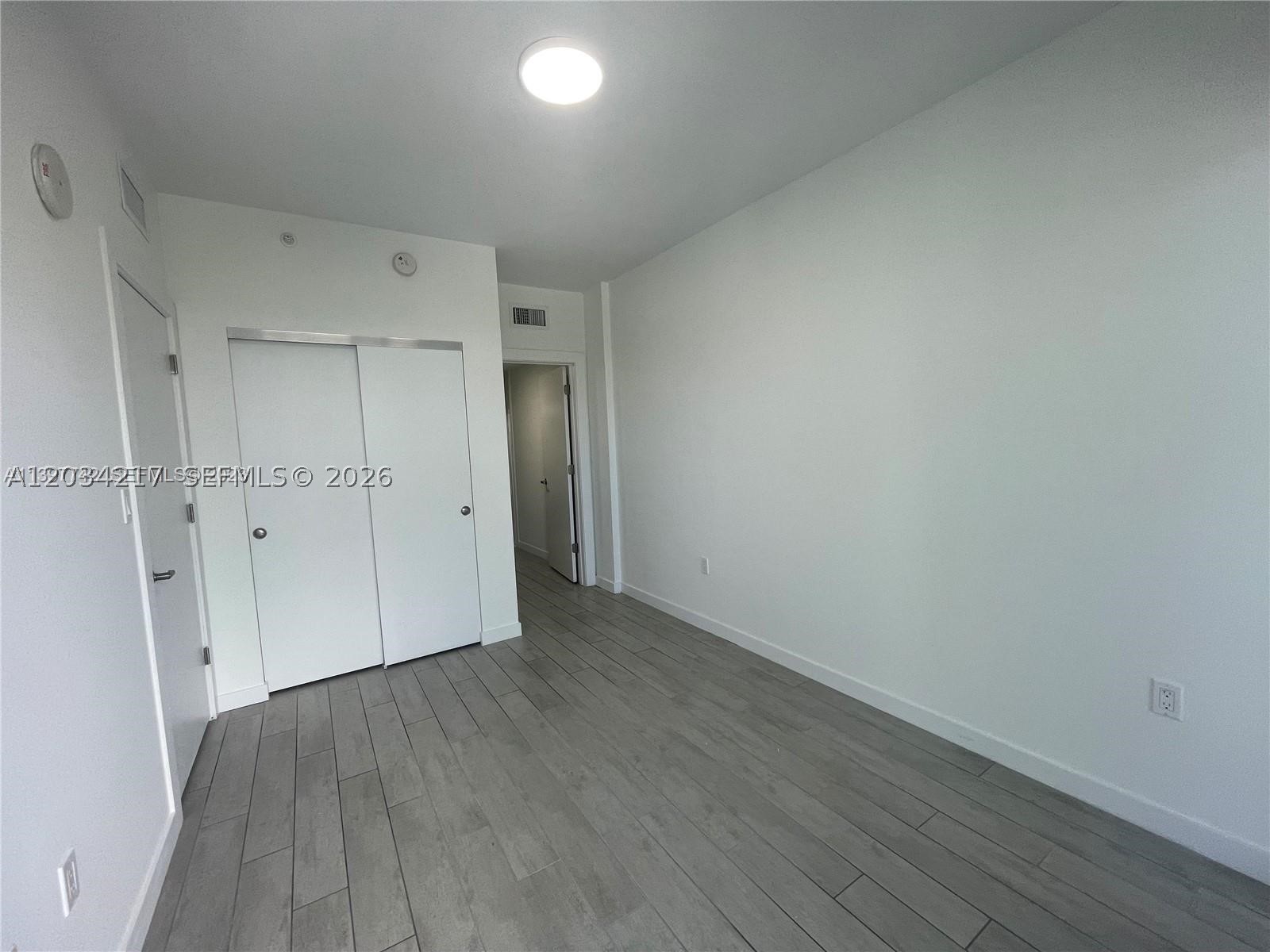image 26 Edgewater18