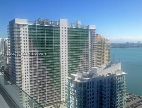 image The Club at Brickell Bay33